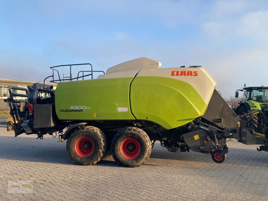 Großpackenpresse of the type CLAAS Quadrant 5300 FC, Gebrauchtmaschine in Schwülper (Picture 4)