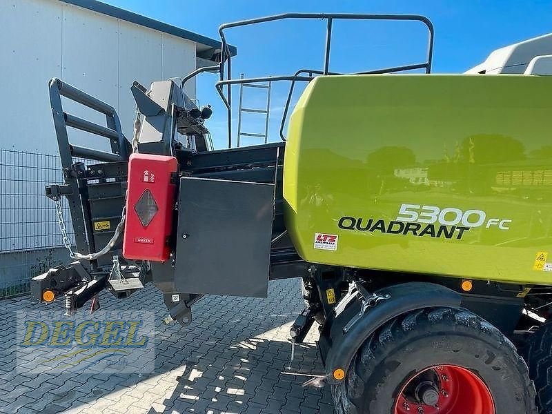 Großpackenpresse Türe ait CLAAS Quadrant 5300 FC, Gebrauchtmaschine içinde Feilitzsch (resim 8)