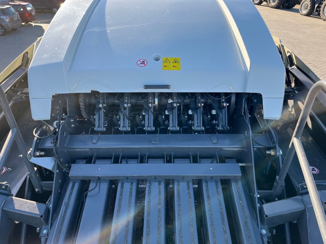 Großpackenpresse typu CLAAS Quadrant 5300 RC, Gebrauchtmaschine v Ebersbach (Obrázek 14)