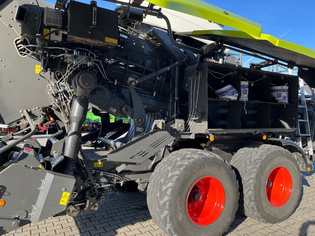 Großpackenpresse typu CLAAS Quadrant 5300 RC, Gebrauchtmaschine v Ebersbach (Obrázek 17)