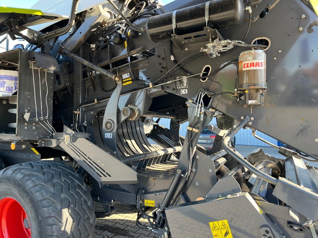 Großpackenpresse typu CLAAS Quadrant 5300 RC, Gebrauchtmaschine v Ebersbach (Obrázek 24)