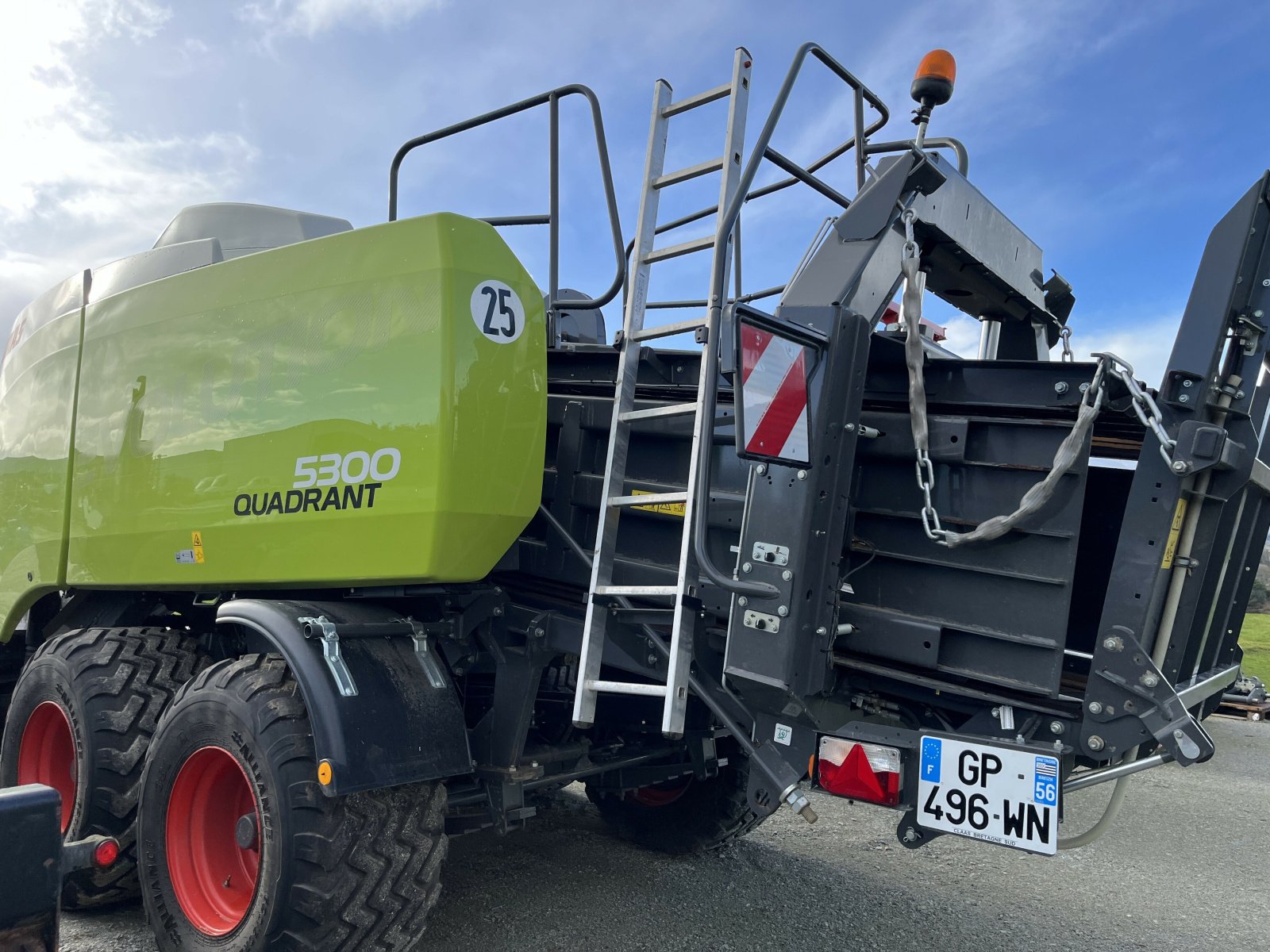 Großpackenpresse typu CLAAS QUADRANT 5300 RF EVOLUTION !, Gebrauchtmaschine v PONTIVY (Obrázok 7)