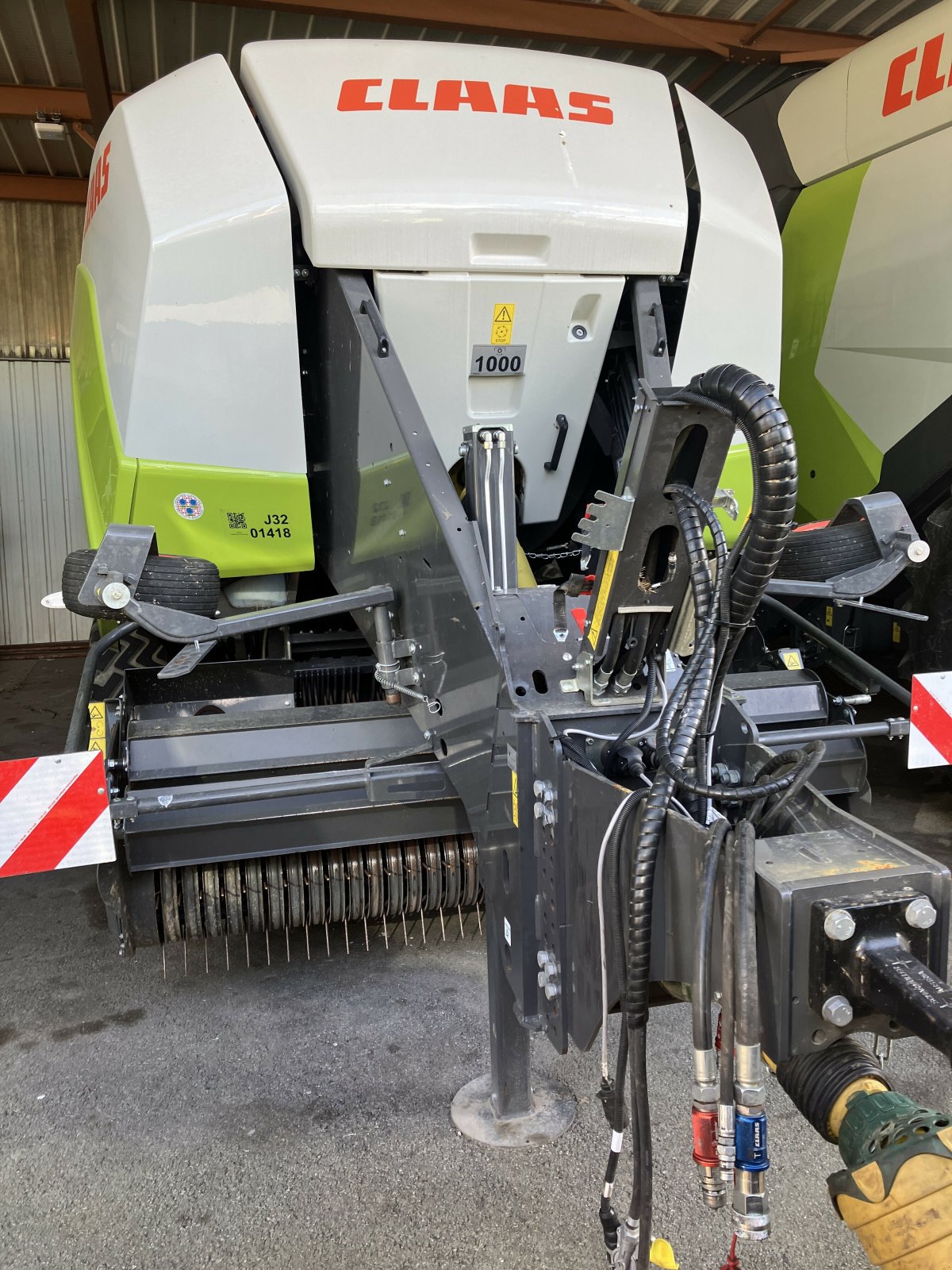 Großpackenpresse des Typs CLAAS QUADRANT 5300 RF TANDEM LOC S+, Gebrauchtmaschine in BLENDECQUES (Bild 2)