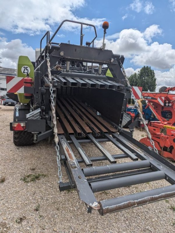 Großpackenpresse a típus CLAAS QUADRANT 5300, Gebrauchtmaschine ekkor: FRESNAY LE COMTE (Kép 4)