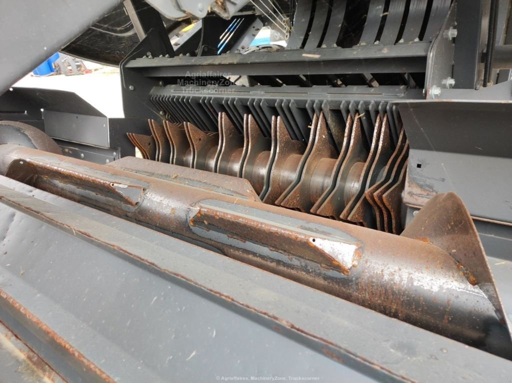 Großpackenpresse of the type CLAAS QUADRANT 5300, Gebrauchtmaschine in FRESNAY LE COMTE (Picture 6)