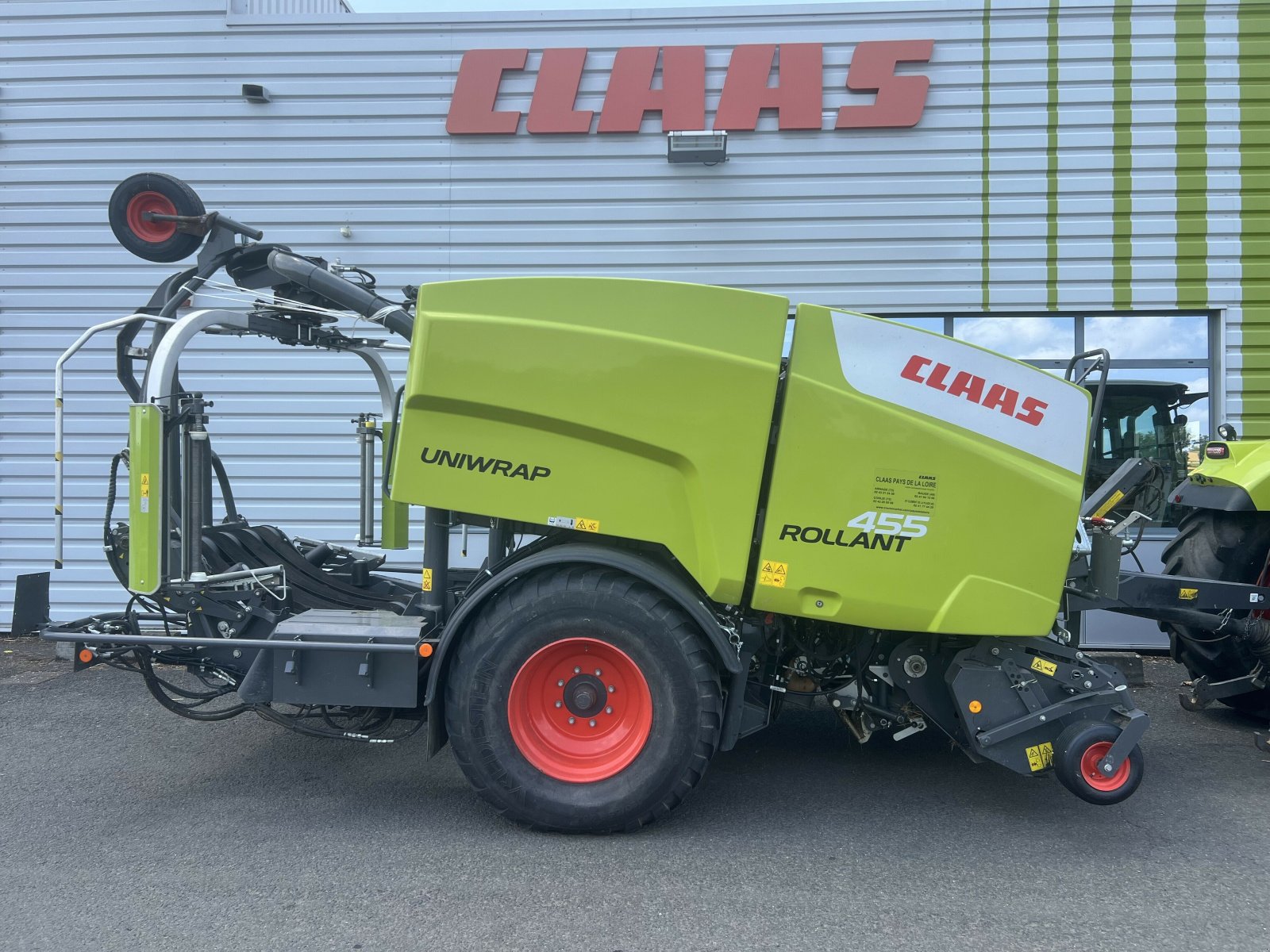 Großpackenpresse a típus CLAAS ROLLANT 455 RC UNIWRAP, Gebrauchtmaschine ekkor: Gannat (Kép 2)