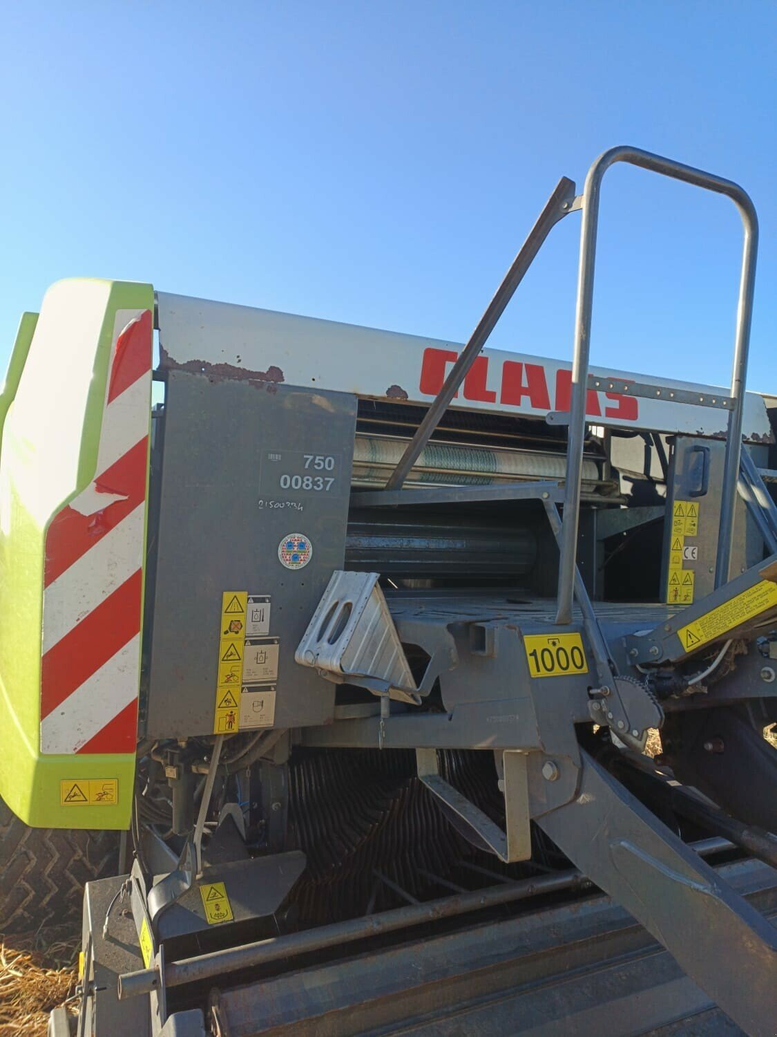 Großpackenpresse Türe ait CLAAS ROLLANT 455 RC UNIWRAP, Gebrauchtmaschine içinde PONTIVY (resim 5)