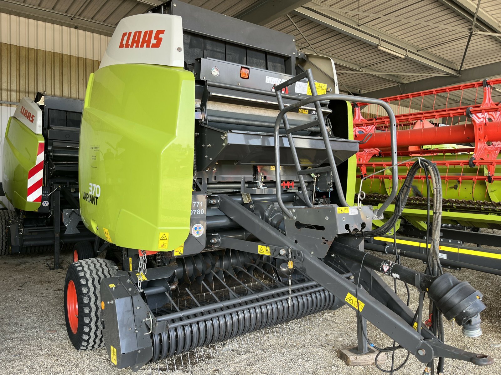 Großpackenpresse типа CLAAS VARIANT 370, Gebrauchtmaschine в PONTIVY (Фотография 1)