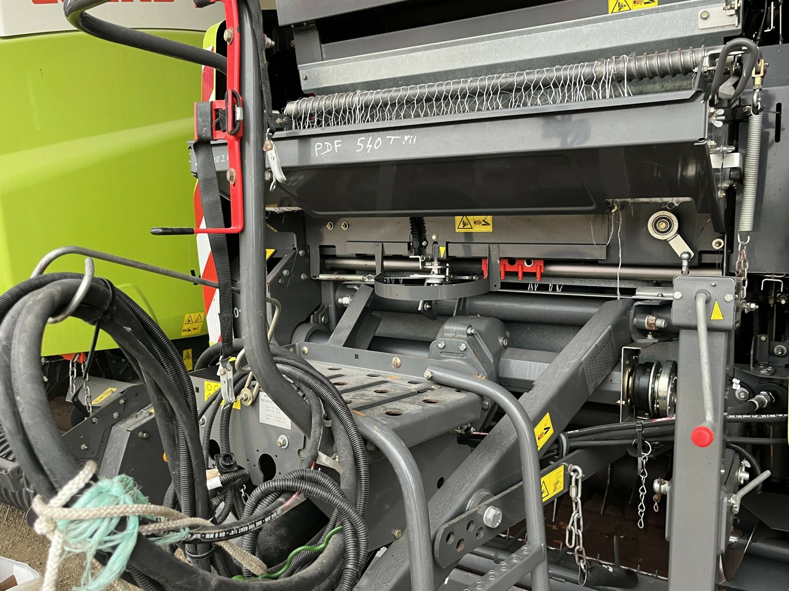 Großpackenpresse Türe ait CLAAS VARIANT 470 RF, Gebrauchtmaschine içinde PONTIVY (resim 6)