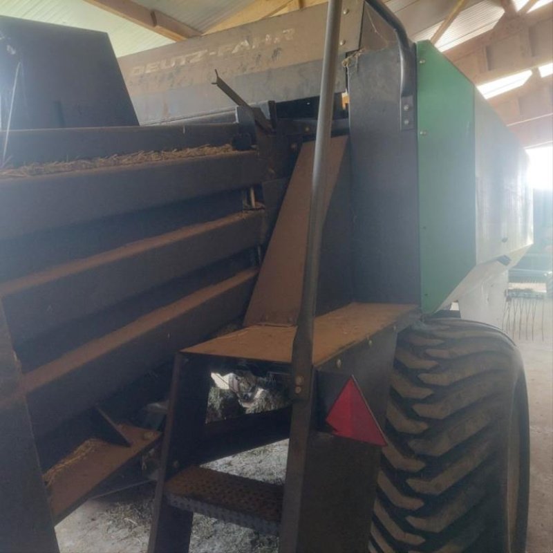 Großpackenpresse of the type Deutz-Fahr FARMER 80-60, Gebrauchtmaschine in AUMONT AUBRAC (Picture 3)