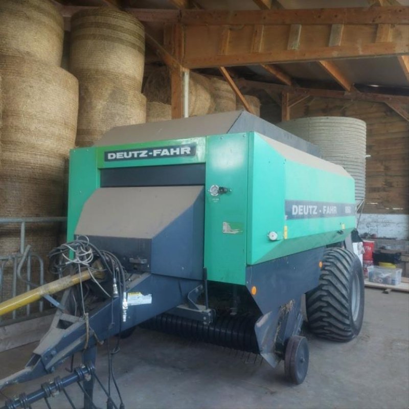 Großpackenpresse of the type Deutz-Fahr FARMER 80-60, Gebrauchtmaschine in AUMONT AUBRAC (Picture 1)