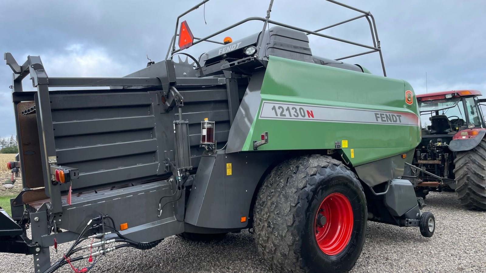 Großpackenpresse des Typs Fendt 12130N Bigballepresser 12130N inkl Parkland 5 ballet Ballevogn, Gebrauchtmaschine in Ribe (Bild 4)