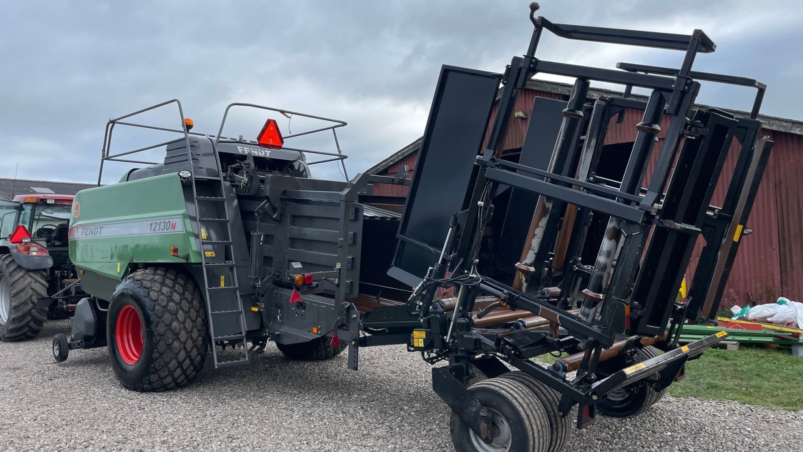Großpackenpresse des Typs Fendt 12130N Bigballepresser 12130N inkl Parkland 5 ballet Ballevogn, Gebrauchtmaschine in Ribe (Bild 8)