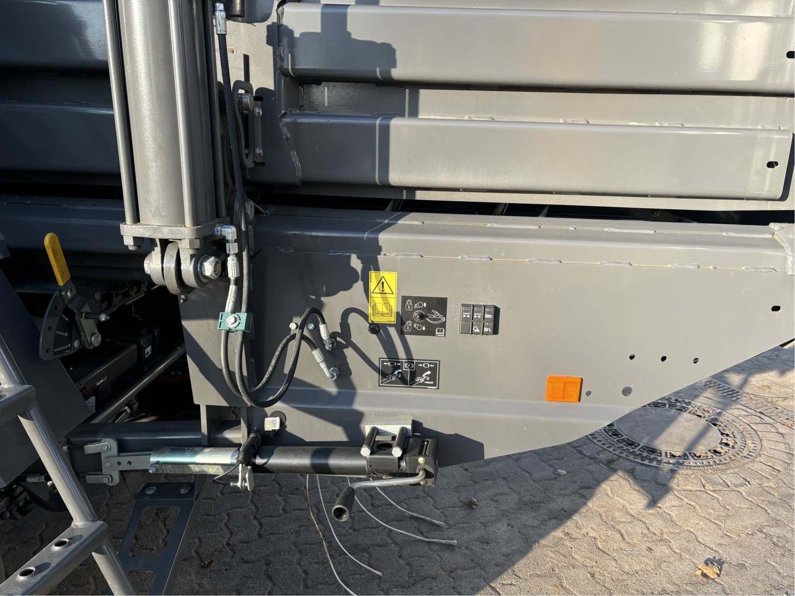 Großpackenpresse des Typs Fendt Quaderballenpresse 1290 XD, Gebrauchtmaschine in Bützow (Bild 7)