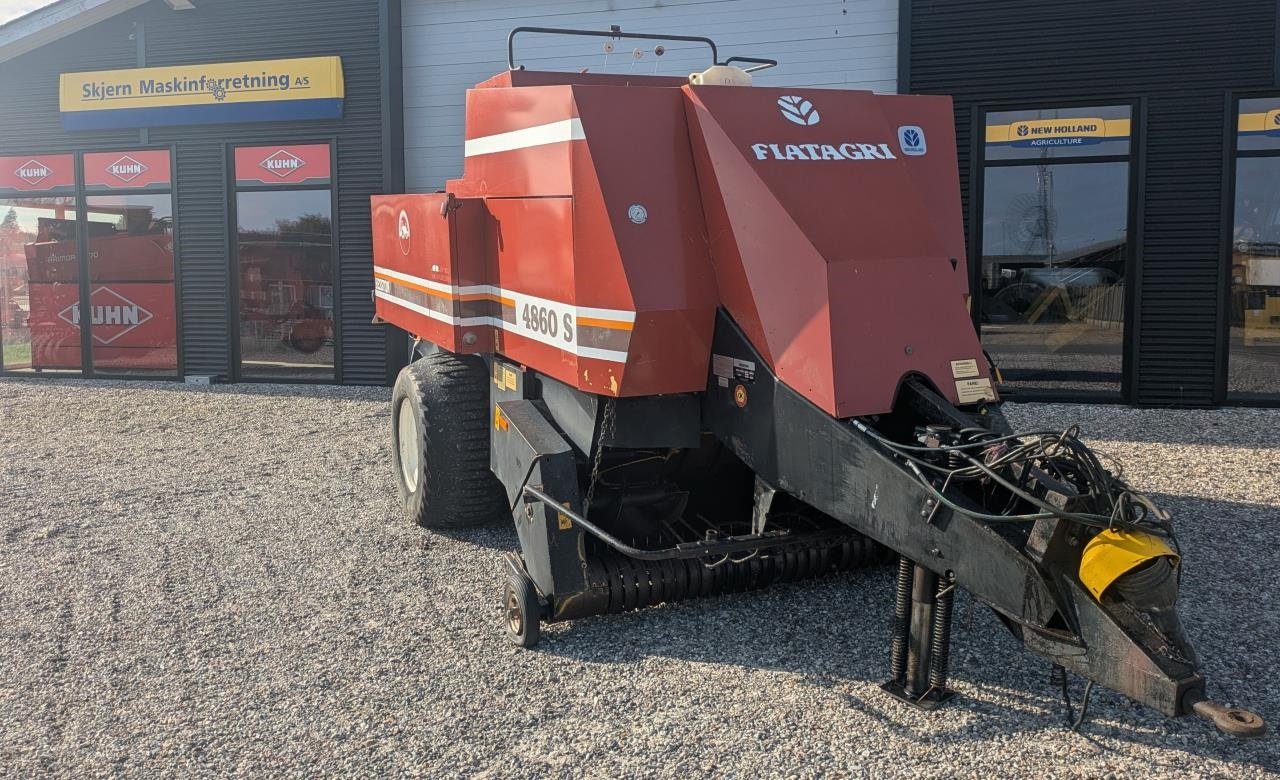 Großpackenpresse typu Fiatagri 4860, Gebrauchtmaschine v Skjern (Obrázek 1)