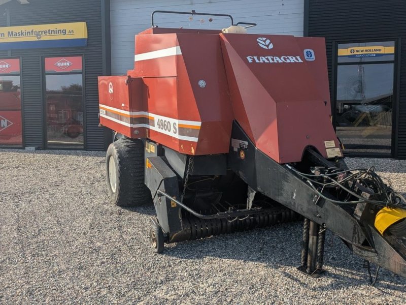 Großpackenpresse of the type Fiatagri 4860, Gebrauchtmaschine in Skjern (Picture 1)