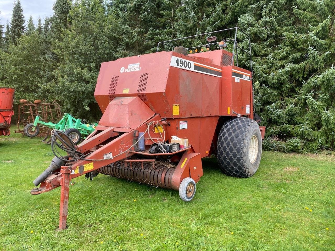 Großpackenpresse typu Fiatagri 4900, Gebrauchtmaschine v Tim (Obrázek 1)