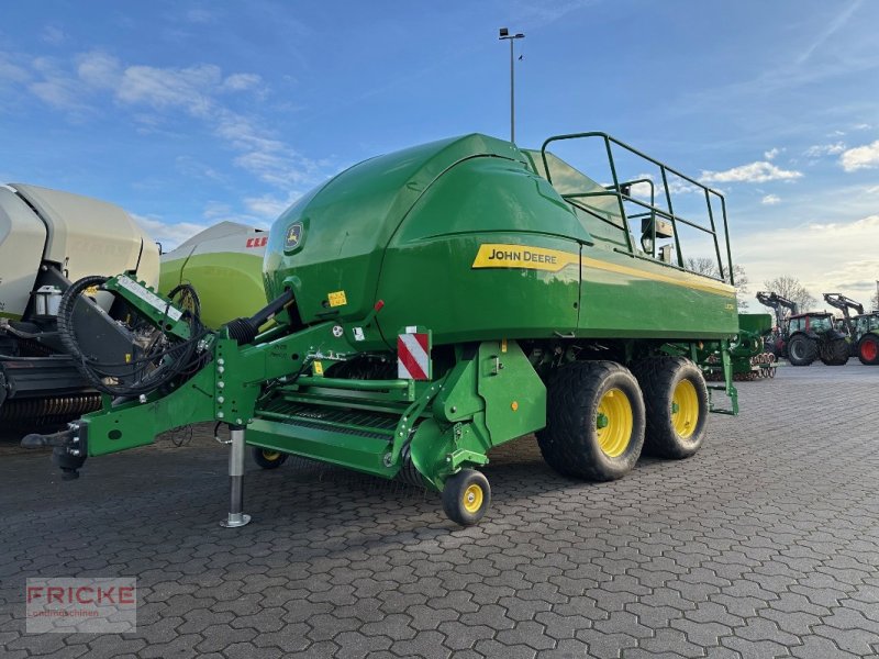 Großpackenpresse des Typs John Deere L 624, Gebrauchtmaschine in Bockel - Gyhum