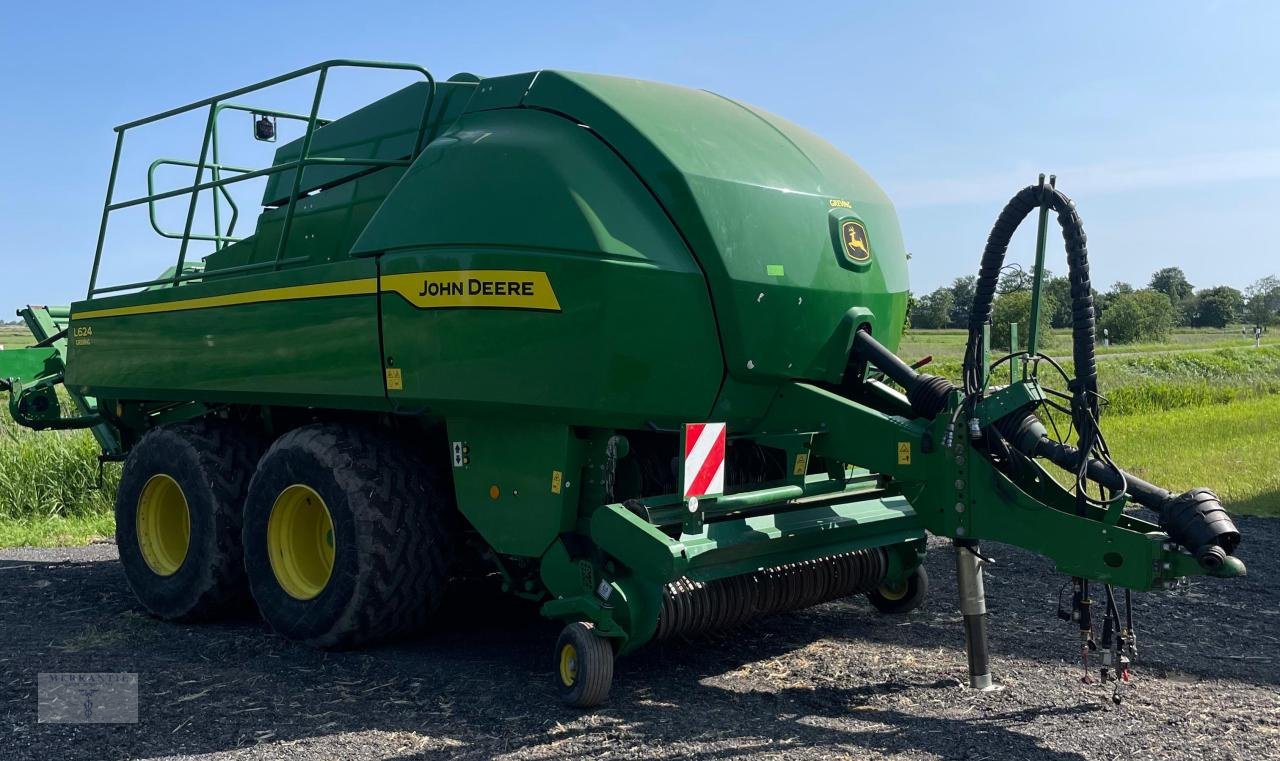 Großpackenpresse of the type John Deere L624, Gebrauchtmaschine in Pragsdorf (Picture 1)