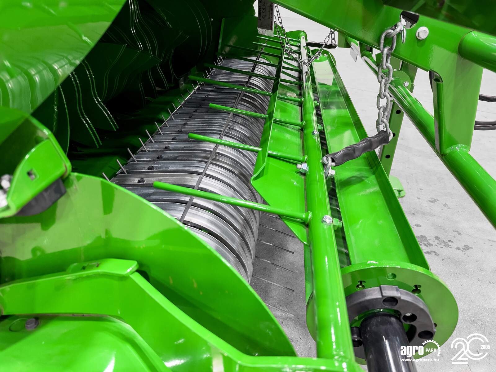 Großpackenpresse des Typs John Deere V451M, Gebrauchtmaschine in Csengele (Bild 23)