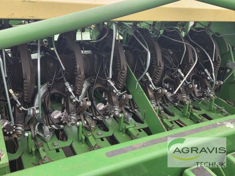 Großpackenpresse del tipo Krone BIG PACK 12130 XC, Gebrauchtmaschine en Calbe / Saale (Imagen 12)