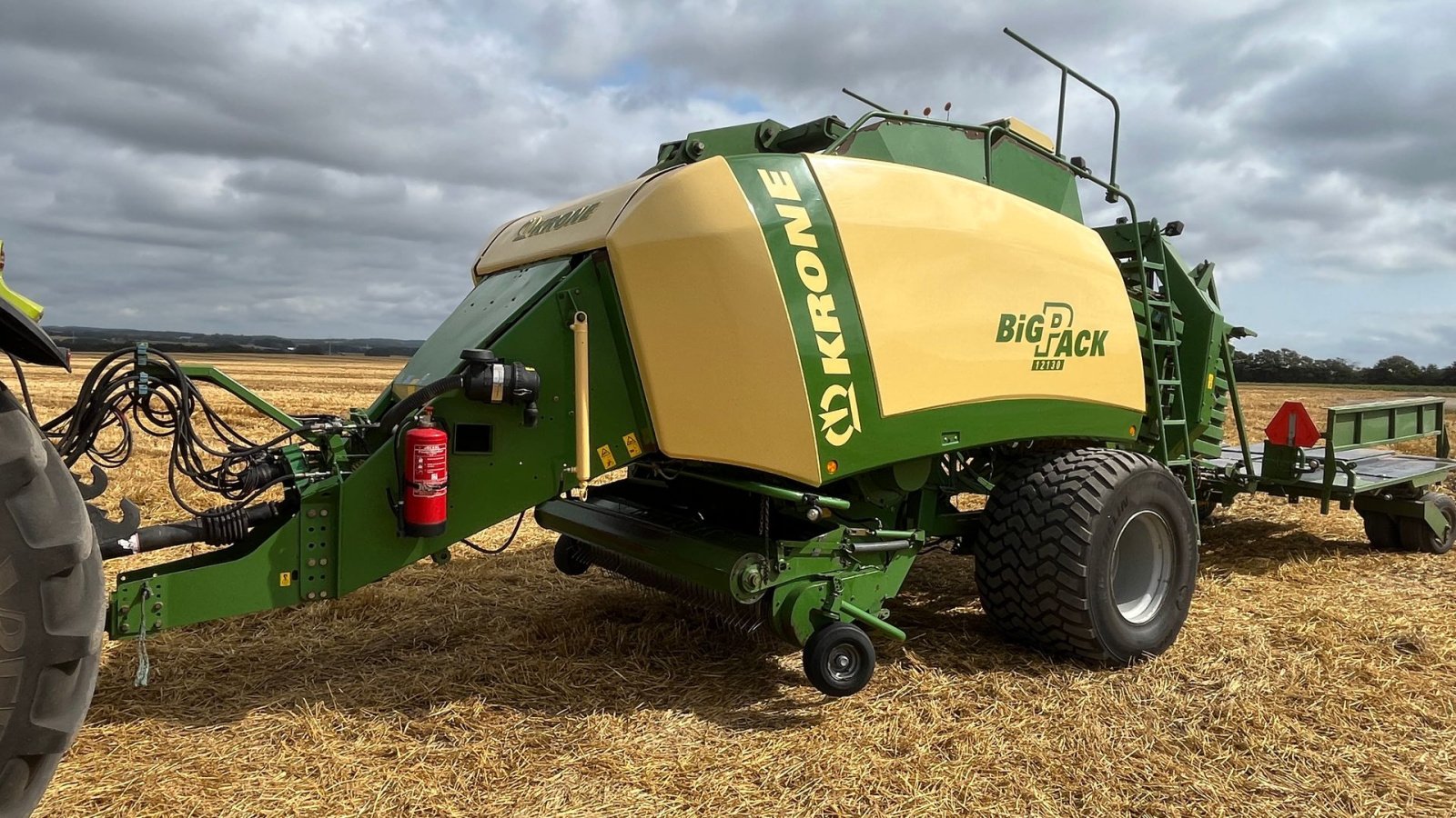 Großpackenpresse typu Krone BIG-PACK 12130, Gebrauchtmaschine v Høng (Obrázek 1)