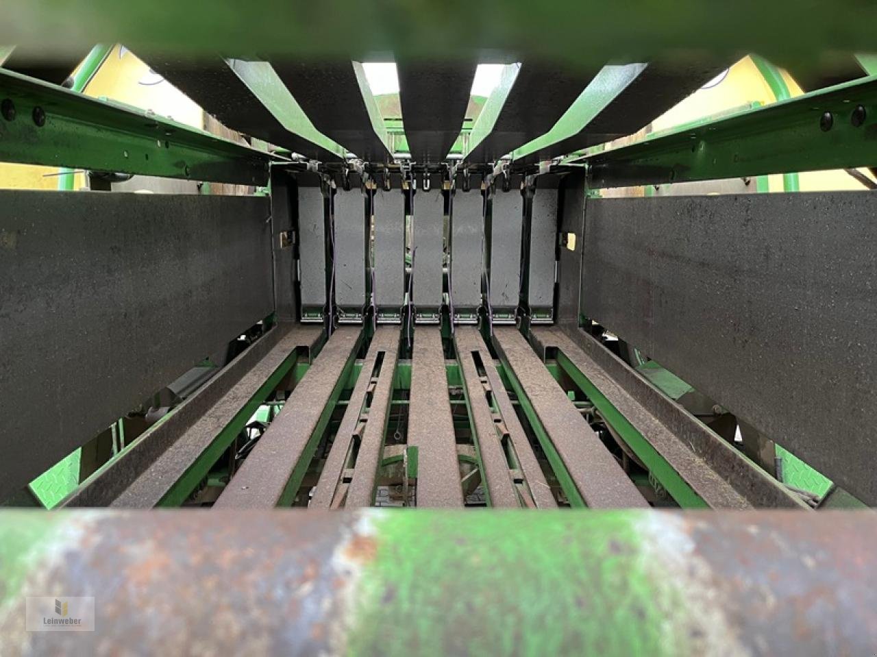 Großpackenpresse van het type Krone Big Pack 127 Multi-Cut VFS, Gebrauchtmaschine in Neuhof - Dorfborn (Foto 7)