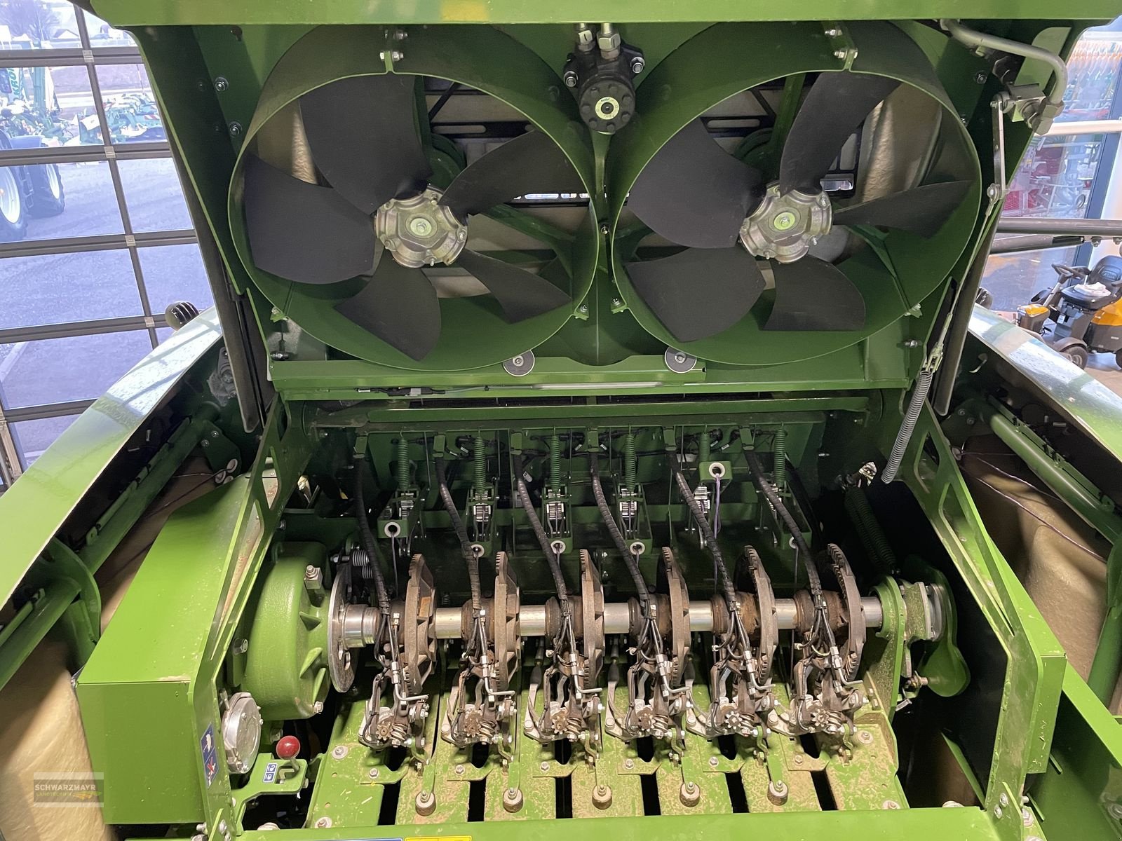 Großpackenpresse Türe ait Krone Big Pack 1270 VC 5.G, Neumaschine içinde Gampern (resim 24)