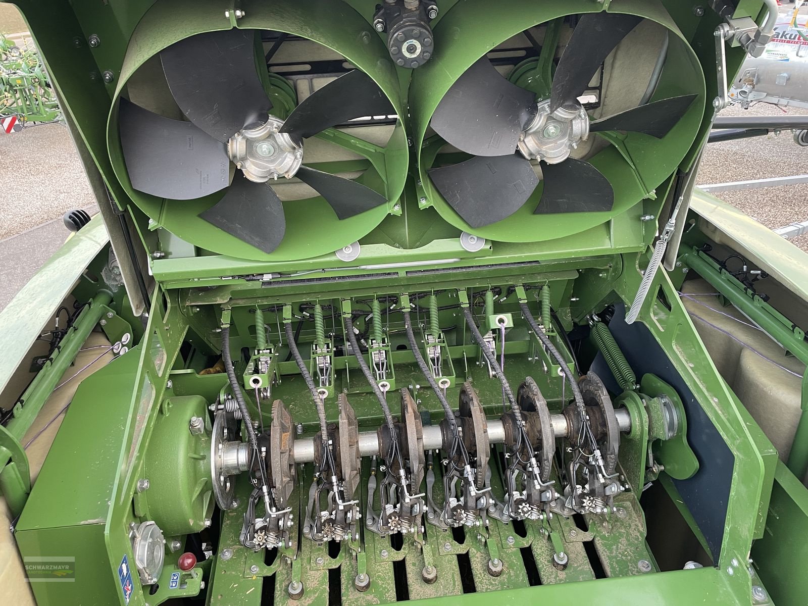 Großpackenpresse Türe ait Krone Big Pack 1270 VC 5.G, Neumaschine içinde Gampern (resim 12)