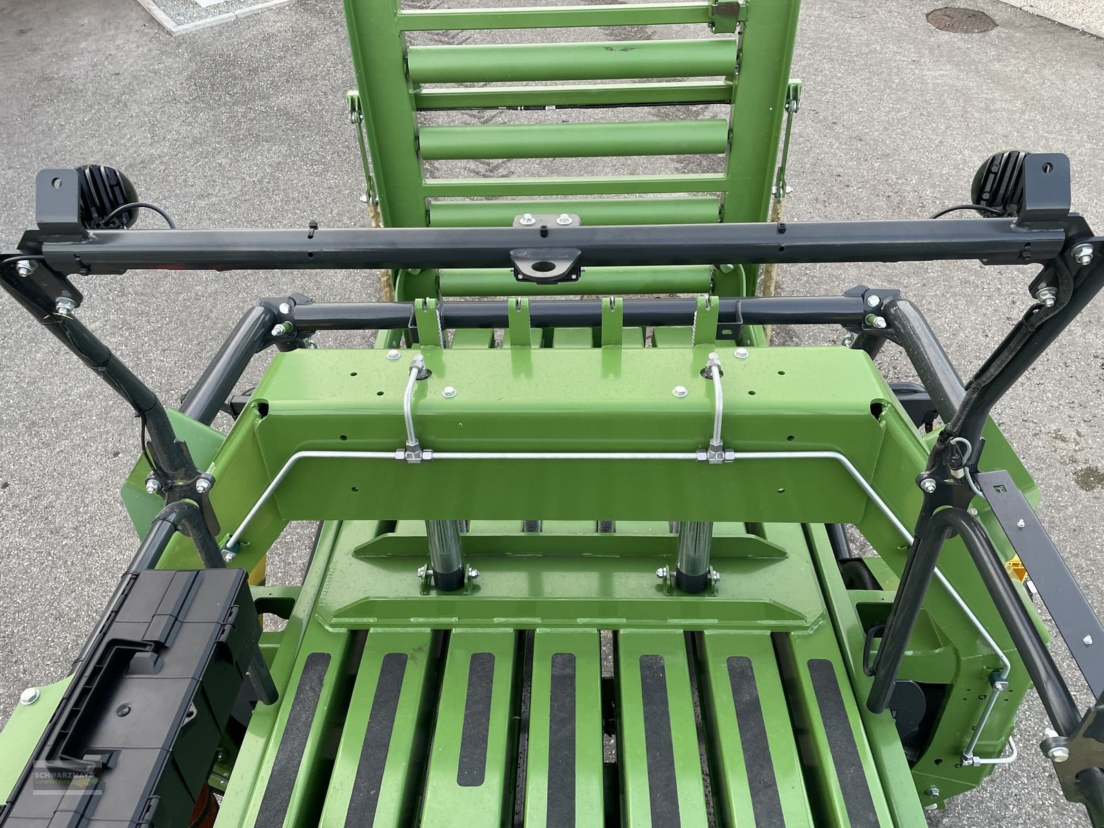 Großpackenpresse Türe ait Krone Big Pack 1270 VC 5.G, Neumaschine içinde Gampern (resim 13)