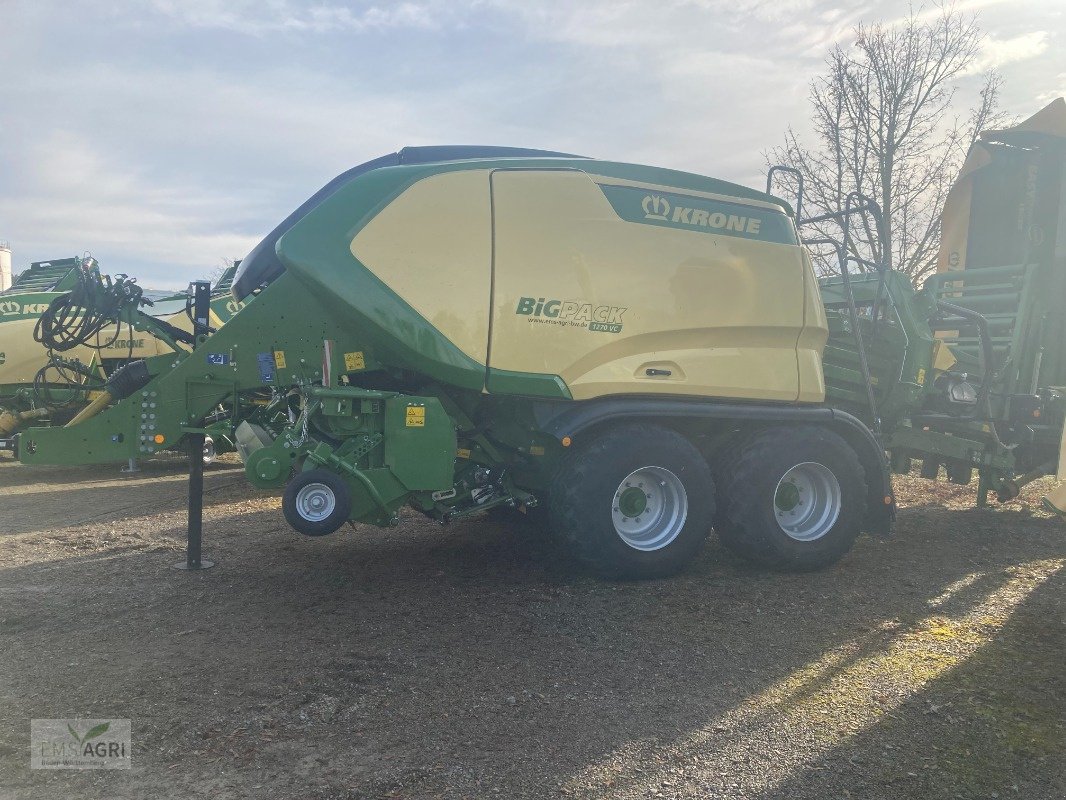Großpackenpresse des Typs Krone BIG PACK 1270 VC BP3, Neumaschine in Vöhringen (Bild 2)