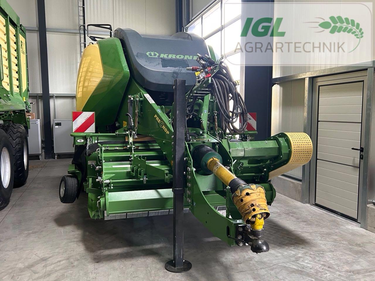 Großpackenpresse des Typs Krone BiG Pack 1270 VC (BP305-11), Neumaschine in Nabburg (Bild 2)