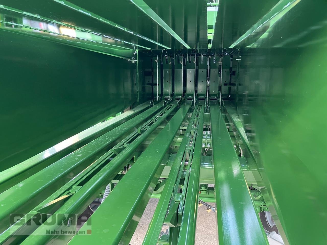 Großpackenpresse des Typs Krone Big Pack 1270 VC Gen. 5, Neumaschine in Friedberg-Derching (Bild 7)