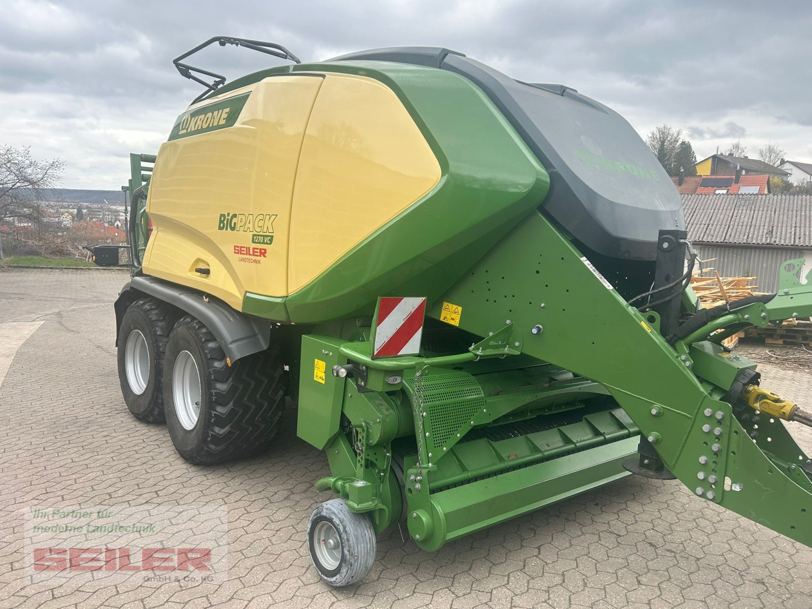 Großpackenpresse от тип Krone Big Pack 1270 VC Plus (Gen 5), Gebrauchtmaschine в Ansbach (Снимка 2)