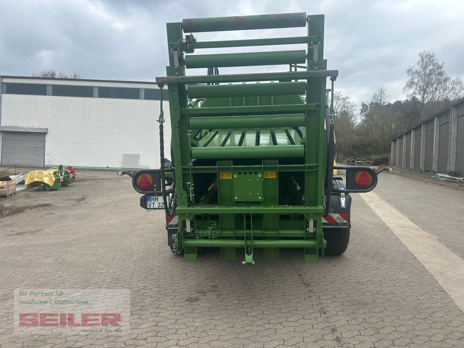 Großpackenpresse от тип Krone Big Pack 1270 VC Plus (Gen 5), Gebrauchtmaschine в Ansbach (Снимка 7)