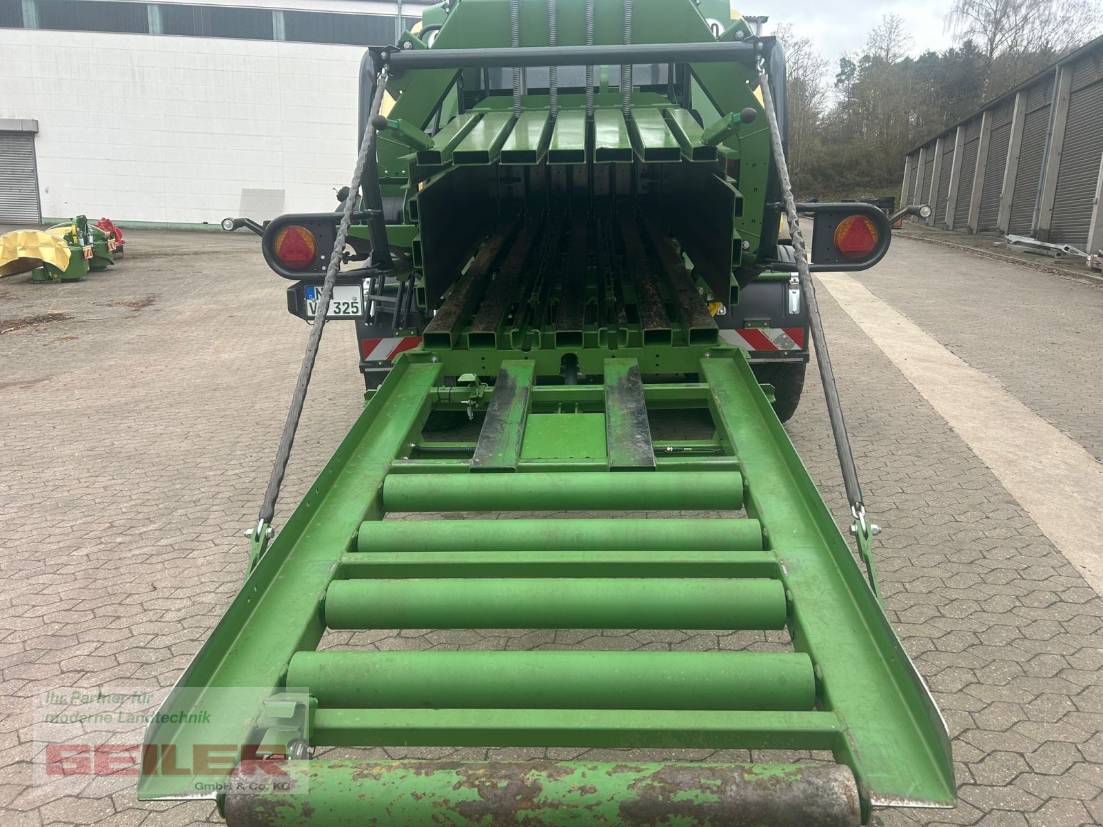 Großpackenpresse от тип Krone Big Pack 1270 VC Plus (Gen 5), Gebrauchtmaschine в Ansbach (Снимка 8)