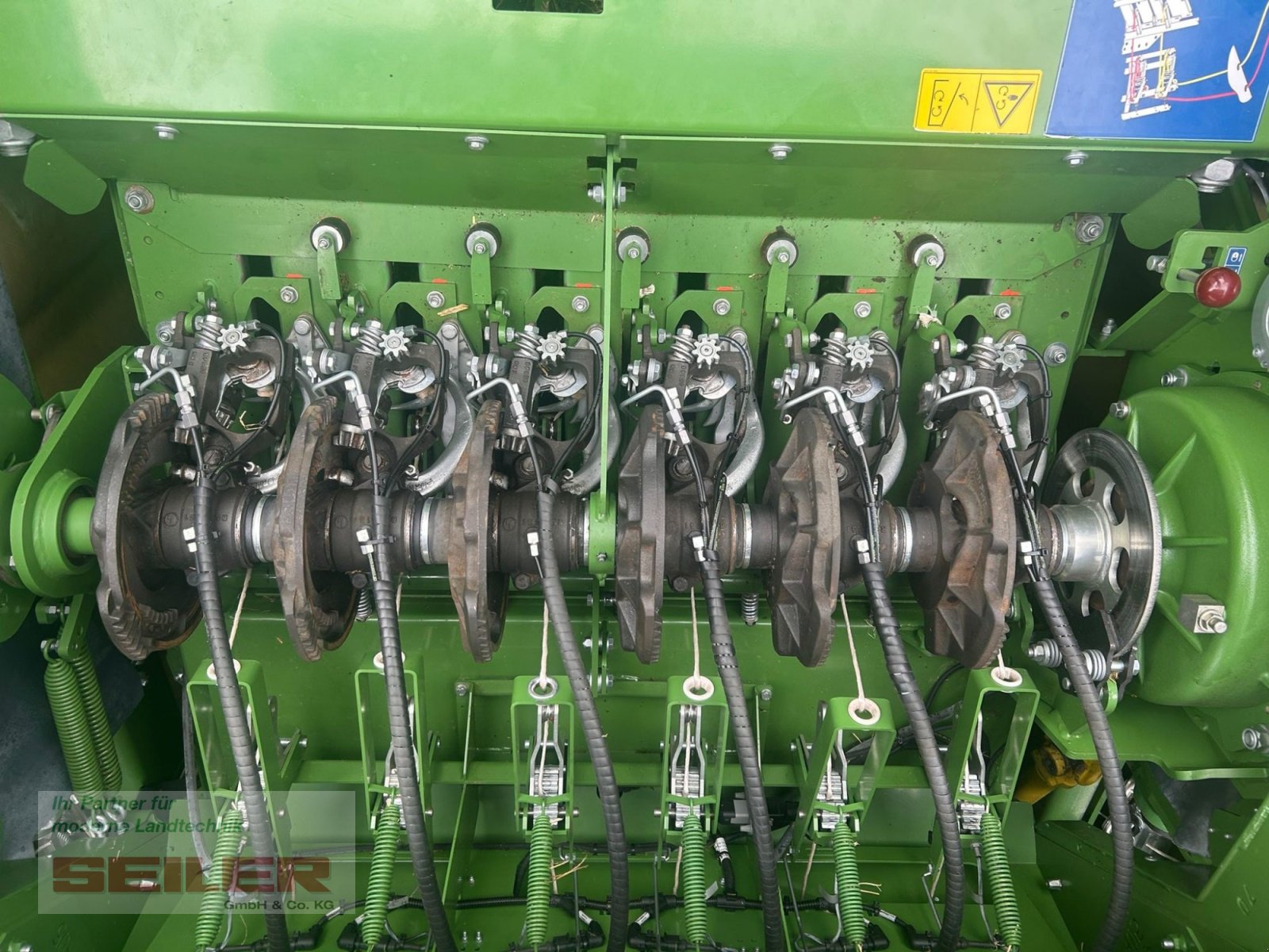 Großpackenpresse от тип Krone Big Pack 1270 VC Plus (Gen 5), Gebrauchtmaschine в Ansbach (Снимка 12)