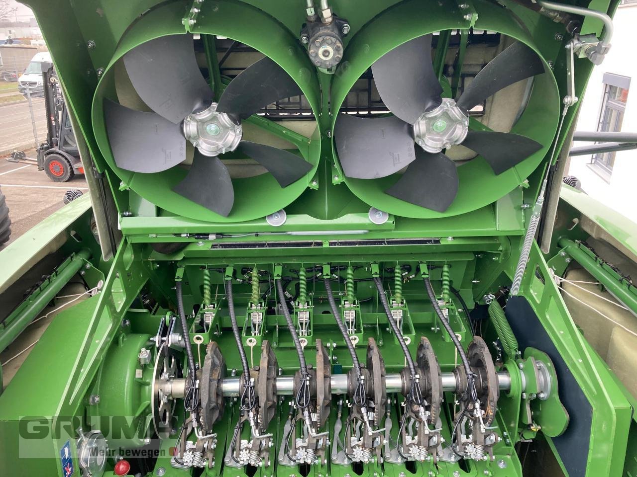 Großpackenpresse a típus Krone Big Pack 1270 VC, Neumaschine ekkor: Friedberg-Derching (Kép 8)