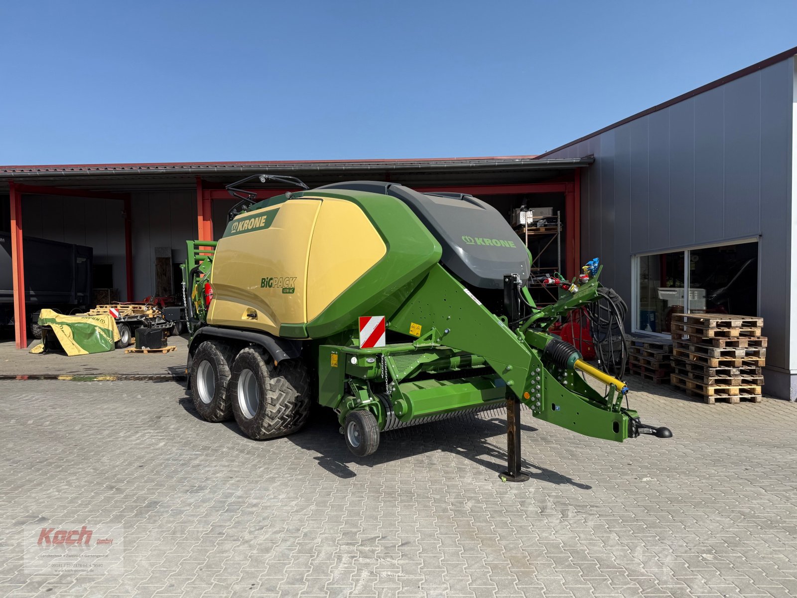 Großpackenpresse des Typs Krone Big Pack 1270 VC, Neumaschine in Neumarkt / Pölling (Bild 1)