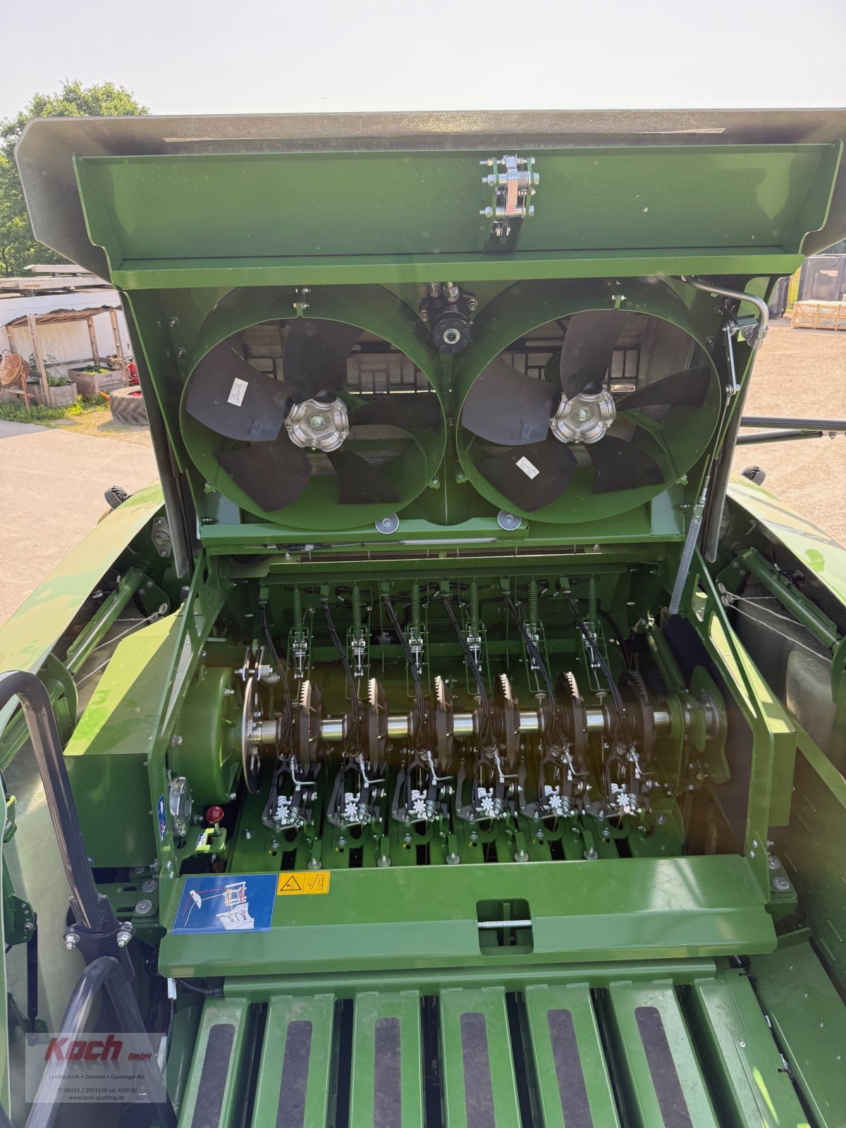 Großpackenpresse des Typs Krone Big Pack 1270 VC, Neumaschine in Neumarkt / Pölling (Bild 9)