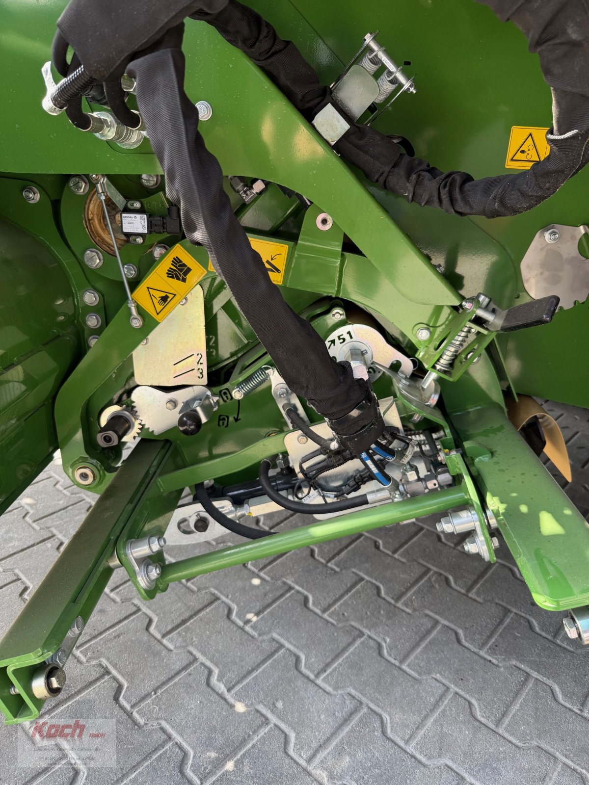 Großpackenpresse des Typs Krone Big Pack 1270 VC, Neumaschine in Neumarkt / Pölling (Bild 11)