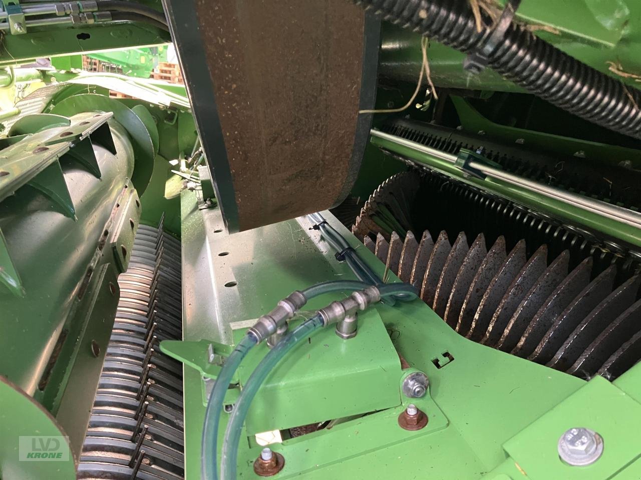 Großpackenpresse des Typs Krone Big Pack 1270 VC, Gebrauchtmaschine in Spelle (Bild 19)