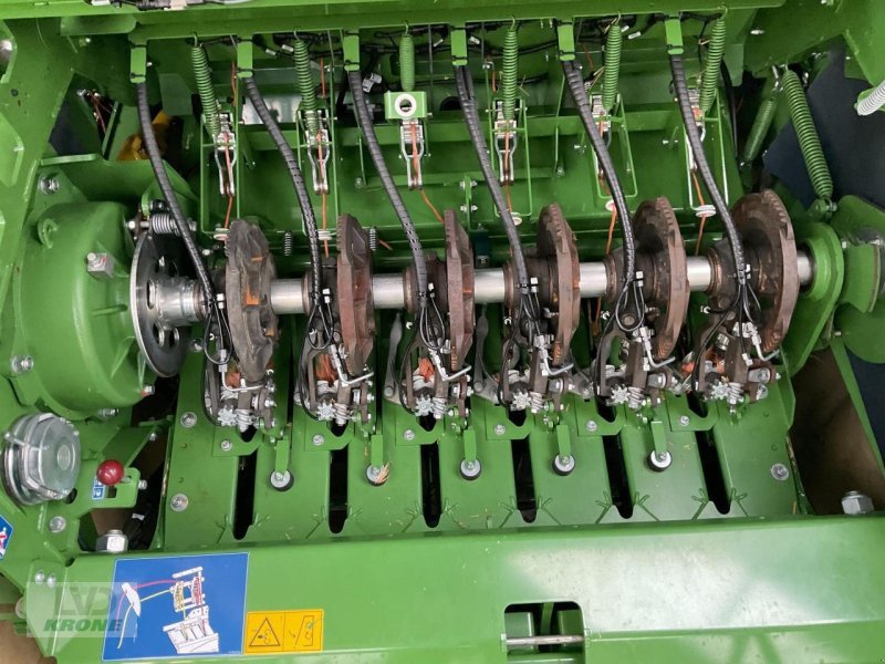 Großpackenpresse of the type Krone Big Pack 1270 VC, Gebrauchtmaschine in Spelle (Picture 20)