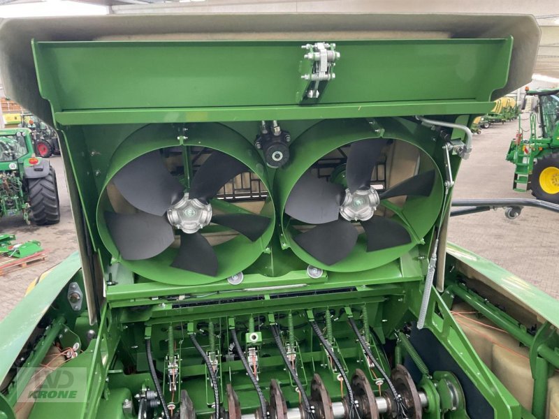 Großpackenpresse of the type Krone Big Pack 1270 VC, Gebrauchtmaschine in Spelle (Picture 21)