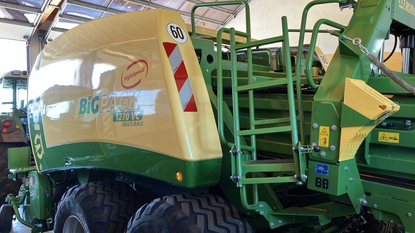 Großpackenpresse от тип Krone Big Pack 1270 VC, Gebrauchtmaschine в Fridolfing (Снимка 3)