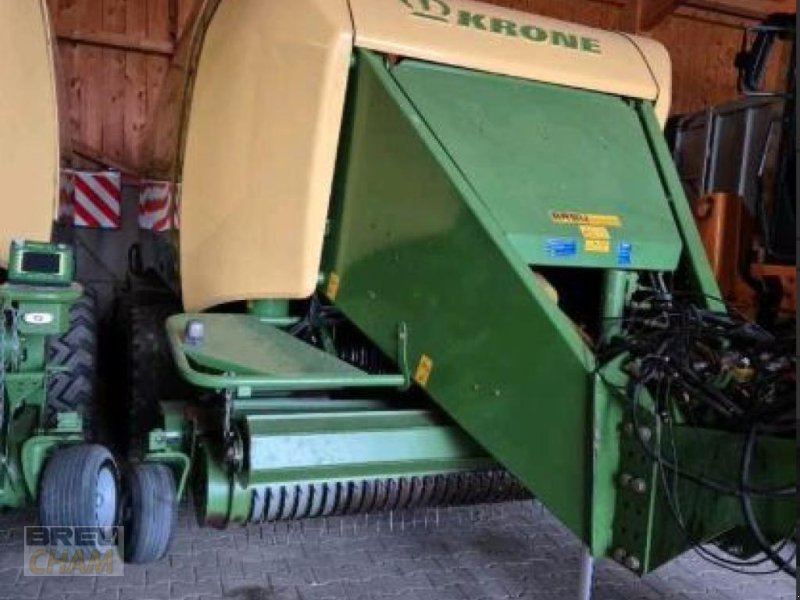 Großpackenpresse des Typs Krone Big Pack 1270 VFS/XC, Gebrauchtmaschine in Cham (Bild 1)