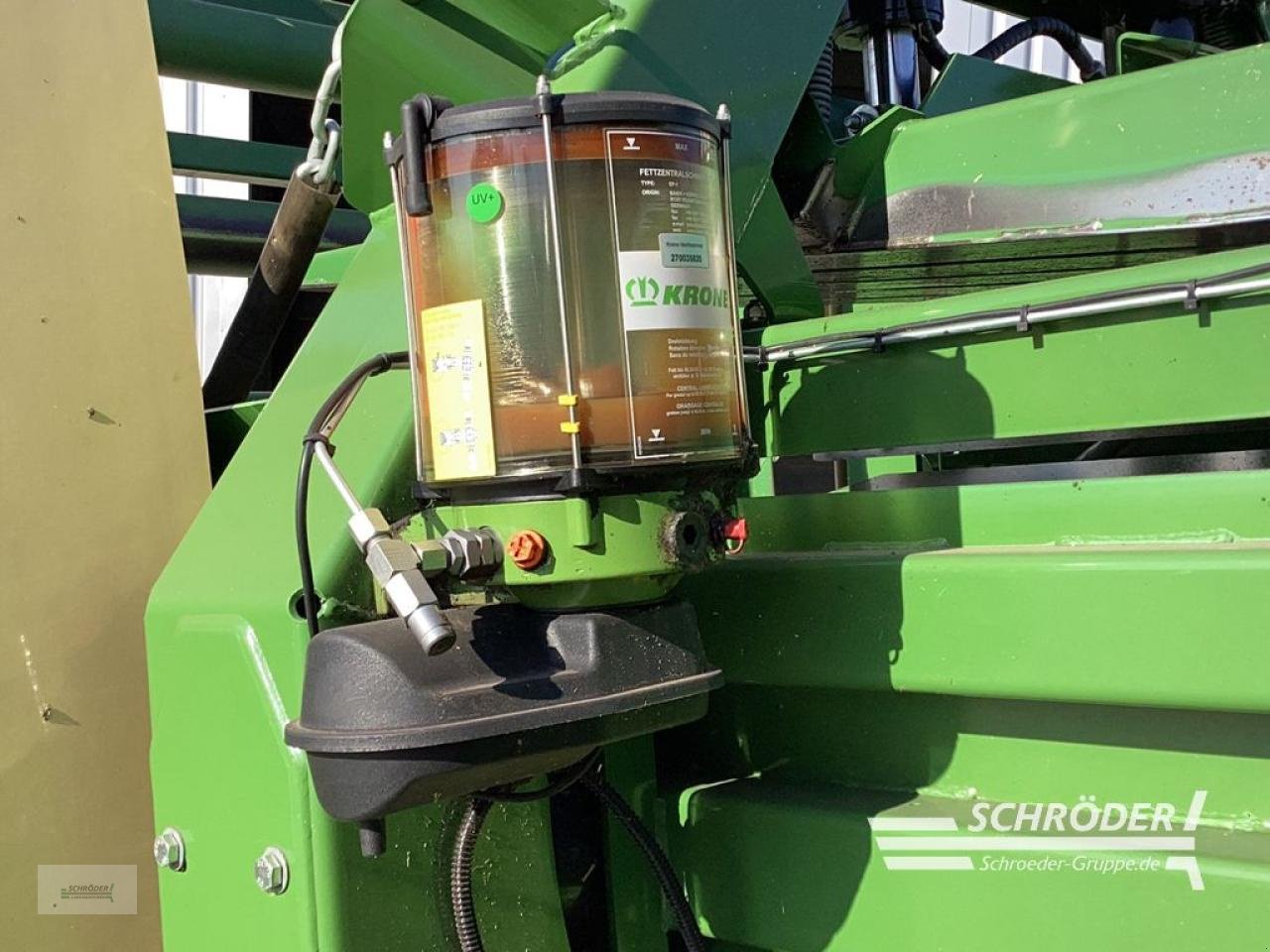 Großpackenpresse des Typs Krone BIG PACK 1270 XC MULTI BALE, Gebrauchtmaschine in Wildeshausen (Bild 15)