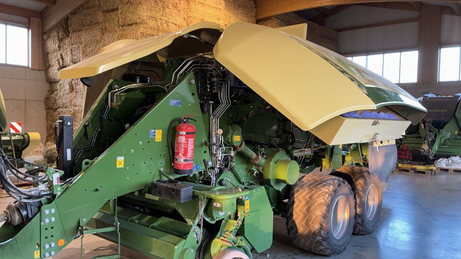 Großpackenpresse van het type Krone Big Pack 1270 XC, Gebrauchtmaschine in Möttingen (Foto 1)