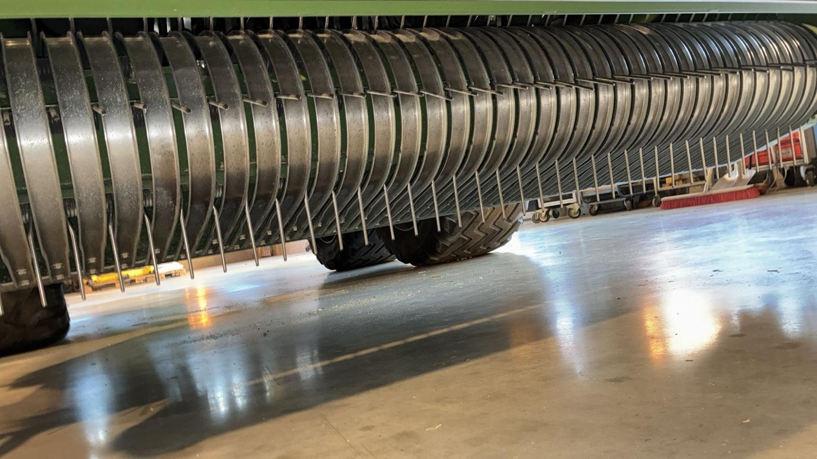 Großpackenpresse van het type Krone Big Pack 1270 XC, Gebrauchtmaschine in Möttingen (Foto 2)