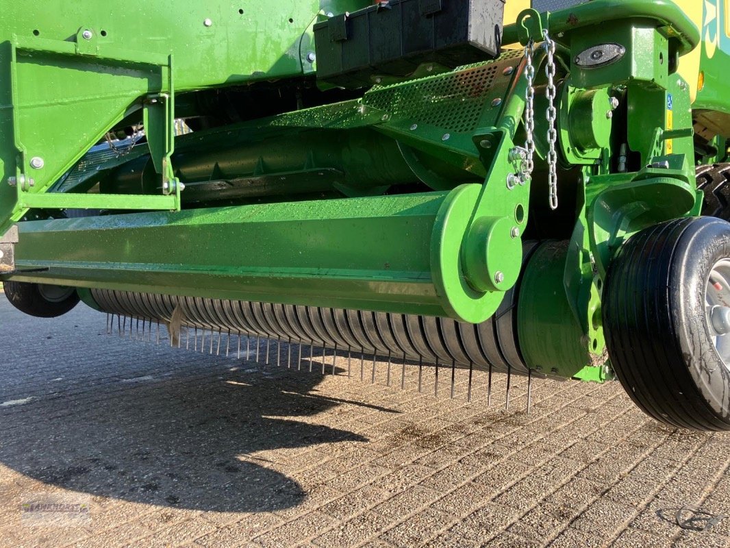 Großpackenpresse za tip Krone BIG PACK 1270 XC, Gebrauchtmaschine u Wiefelstede-Spohle (Slika 9)